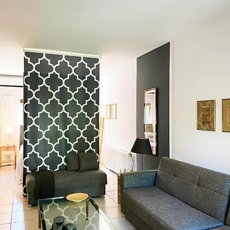 B In Panorama Apartman